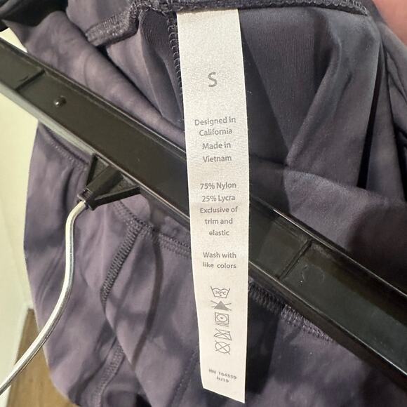 🍷NWT Fit USA great abstractly printed jogger pants size smal - Picture 5 of 6